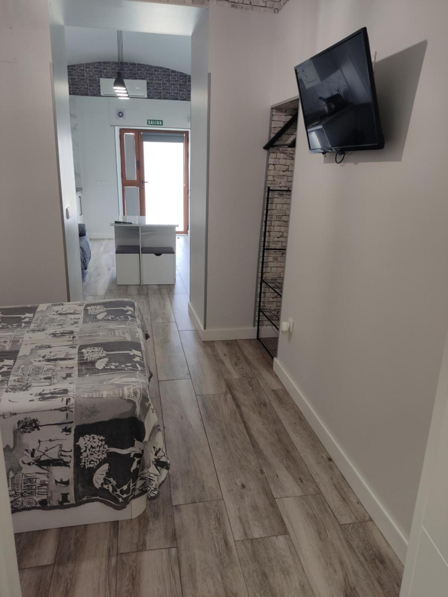Apartamento Turistico San Andres Бадахос Экстерьер фото